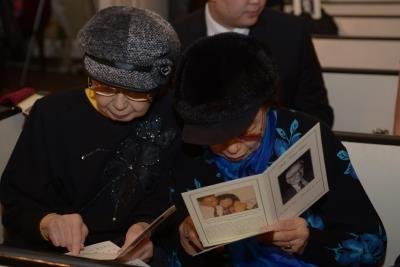 趙淑俠(右)、趙淑敏姊妹參加夏志清追思會致詞。(記者許振輝/攝影)