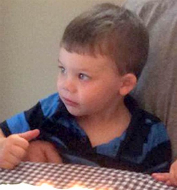 鱷吻喪命 找到男童屍體了