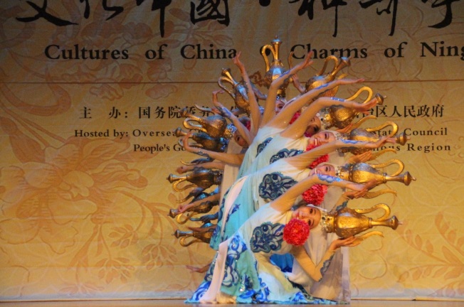 「水沁回鄉」的精彩鏡頭。(記者張瓊月/攝影)