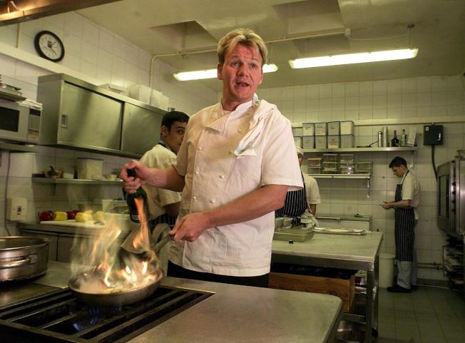 脾氣火辣的男名廚戈登拉姆齊(Gordon Ramsay)的走紅,也帶動不少男性開始下廚。(Getty Images)