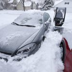 暴風雪肆虐美中西地區 數千人停電一人喪命