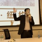 楊安澤 籲移民、留學生用選票拉下川普