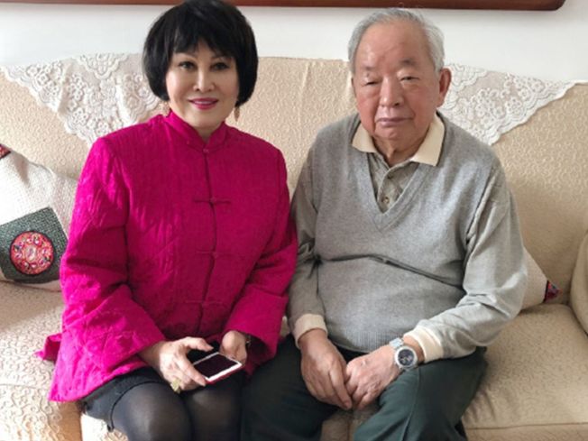 为了着名主持人靳羽西90岁前副总理田纪云罕见曝光 禁闻网