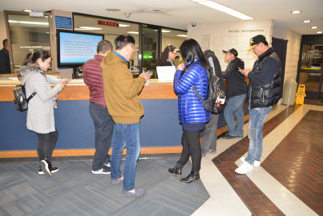 快递跑了 又跑了 价值数百万包裹无踪 受害人数破千 华人生活网 快递跑了 又跑了 价值数百万包裹无踪 受害人数破千 华人生活网