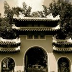《老照片說故事》是非成敗轉頭空