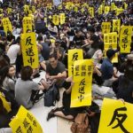 罵學生是暴徒 香港理工大學講師遭停職