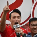 香港政治版圖翻轉:大小黨易位 有的重生有的將死