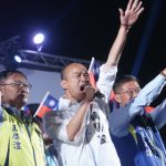 誰對不起高雄?蔡嗆「韓放棄承諾」 韓酸「綠債留港都」