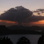 菲律賓塔爾火山活動暫歇 當局警告危險性仍高