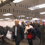 國務院停發護照  除面臨生死個案  移民局關閉延至5月3日