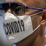 若觉自己染疫能否与人接触?CDC最新指南建议说明