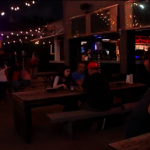 德州酒吧容客率 即起升至50%